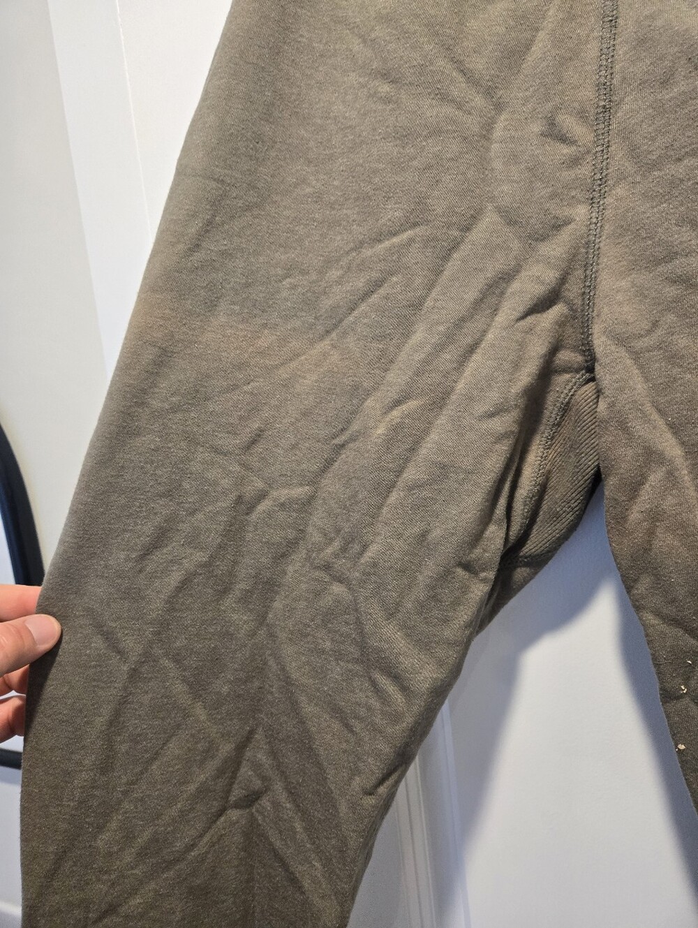 Howler Bros Sweats - Picture 5 of 5